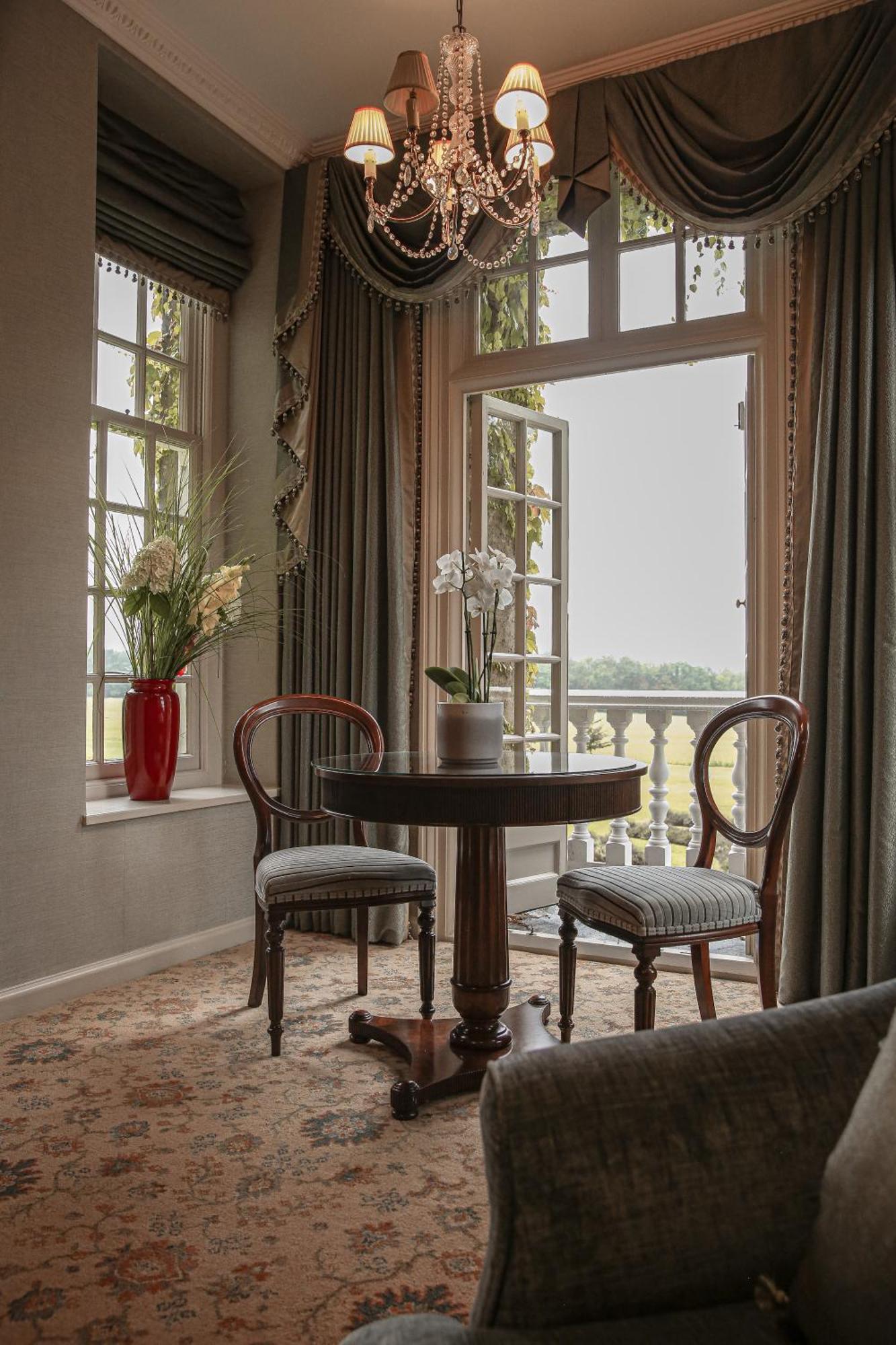 Lucknam Park Hotel 치펜햄 외부 사진